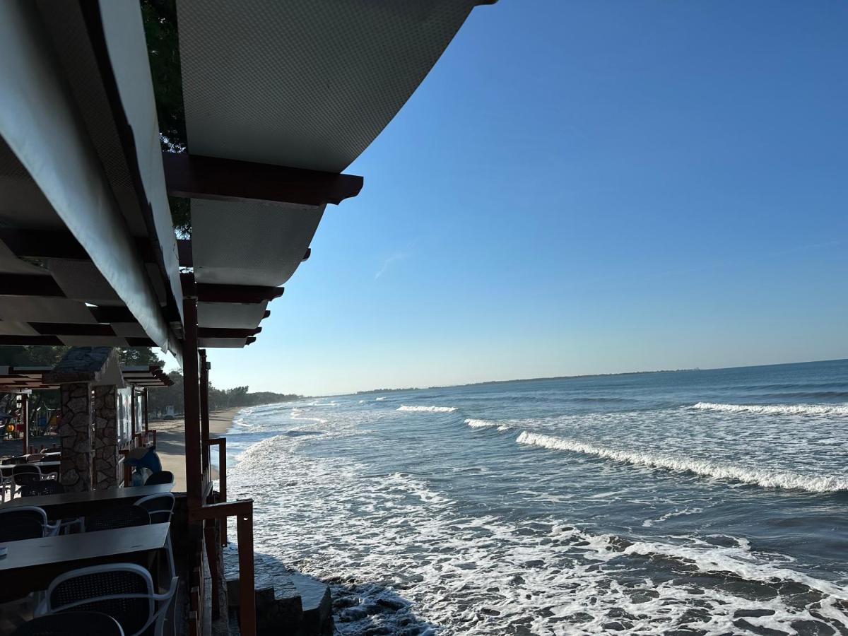 Molla Hotel Restorant Shëngjin Esterno foto