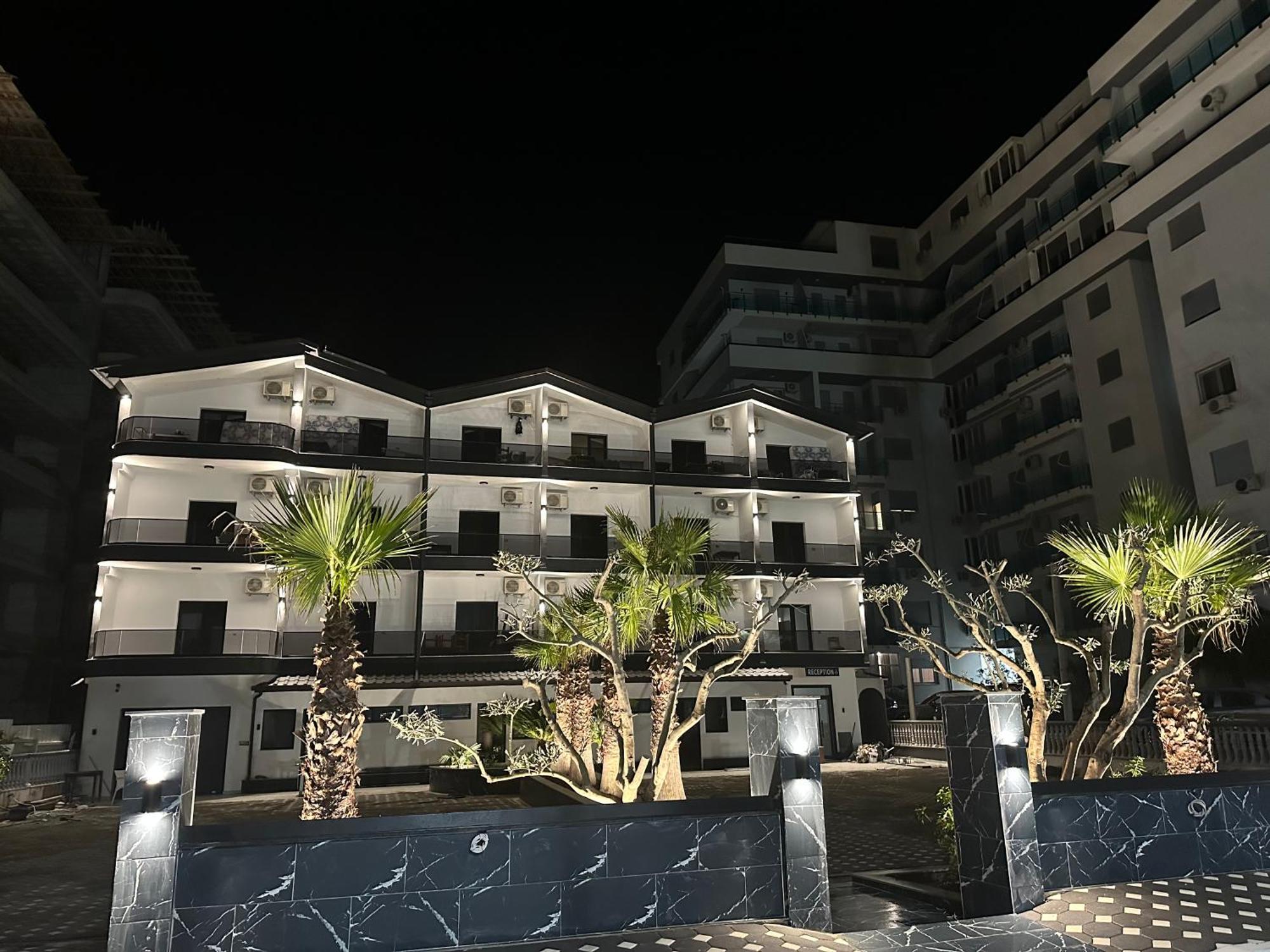 Molla Hotel Restorant Shëngjin Esterno foto