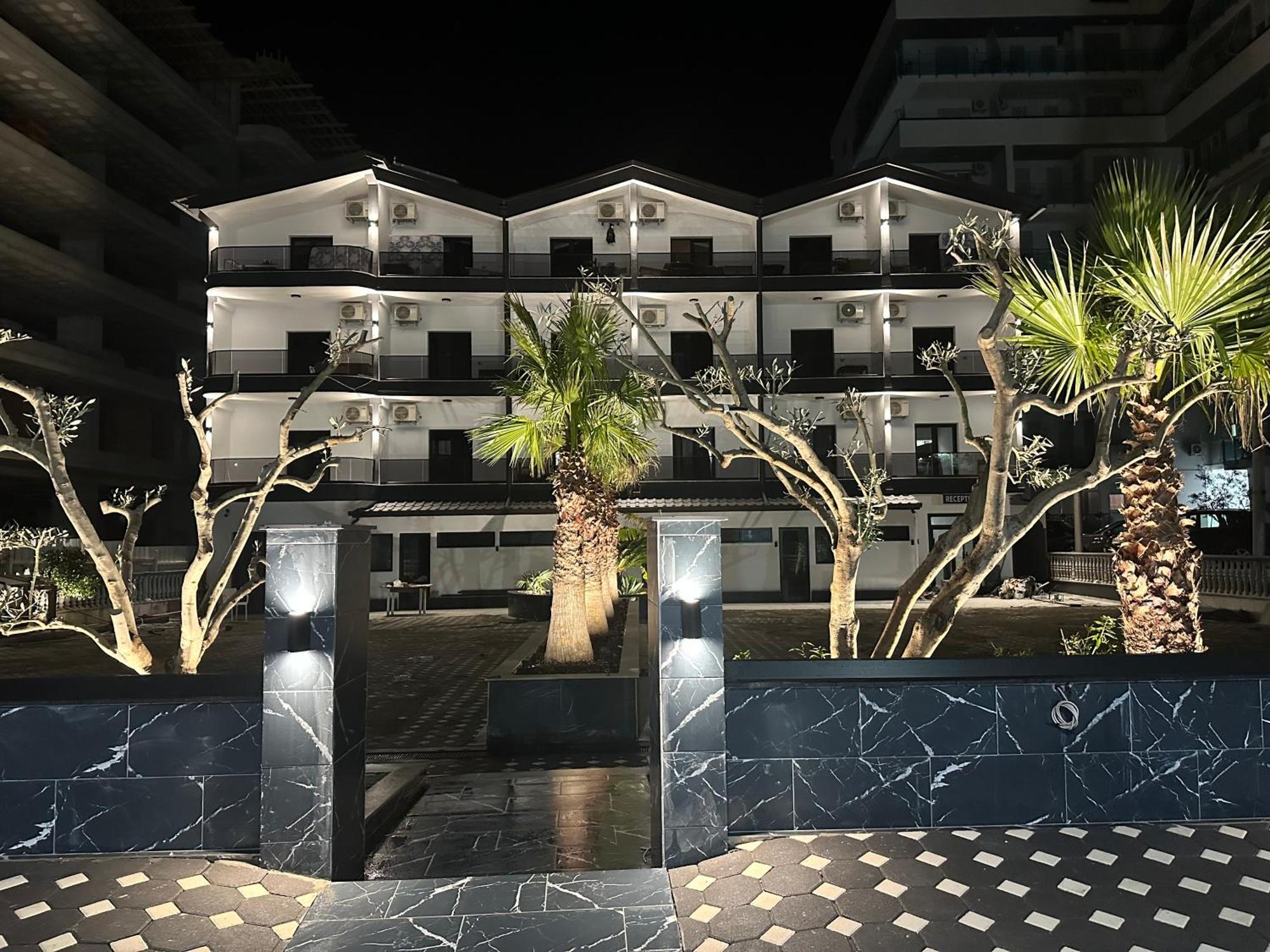 Molla Hotel Restorant Shëngjin Esterno foto