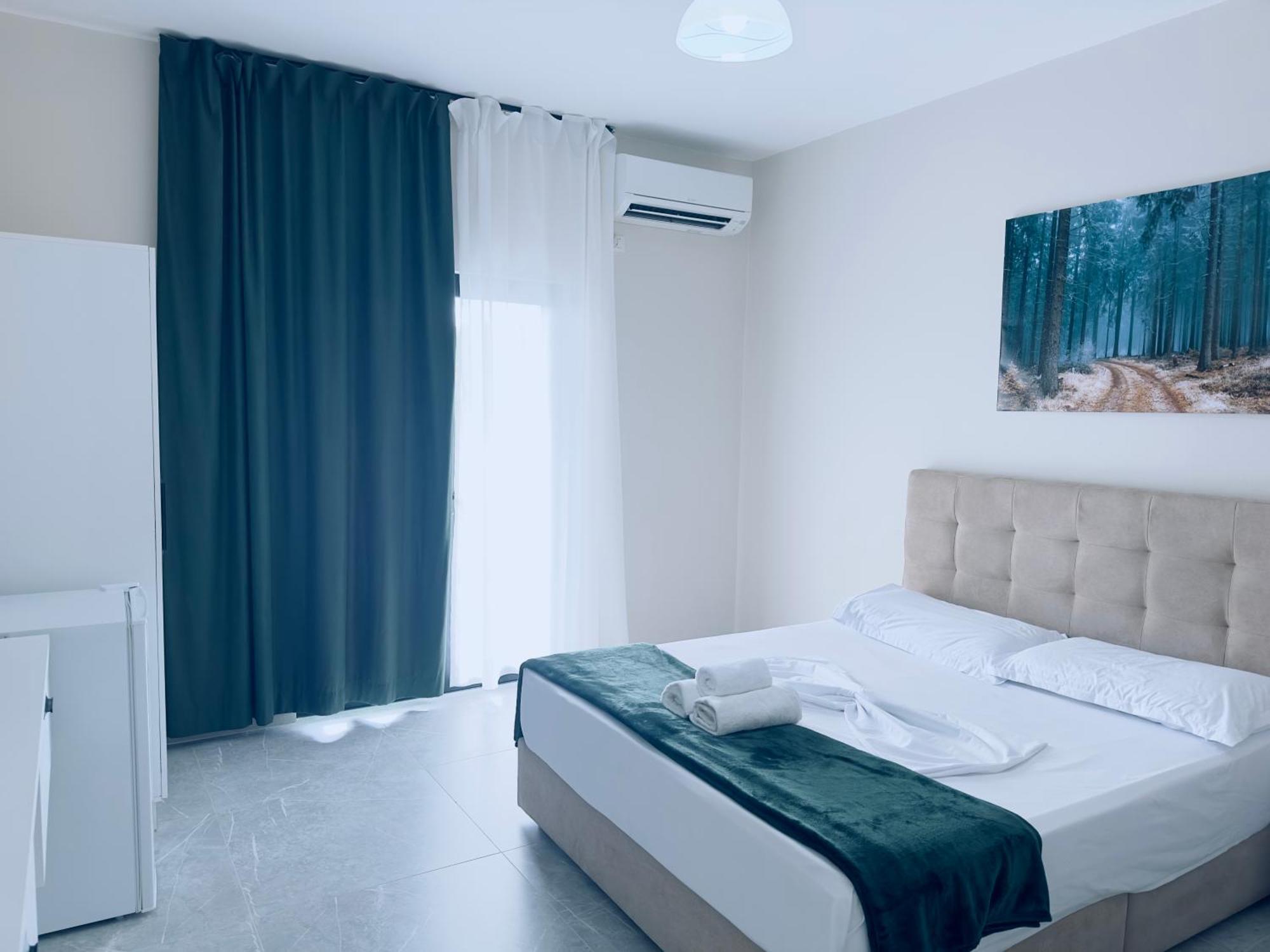 Molla Hotel Restorant Shëngjin Esterno foto