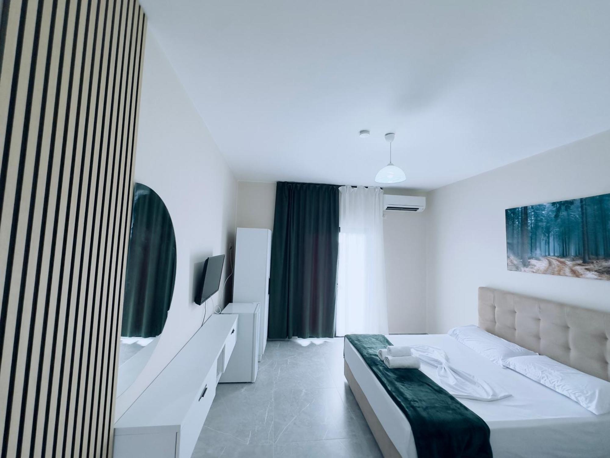 Molla Hotel Restorant Shëngjin Esterno foto